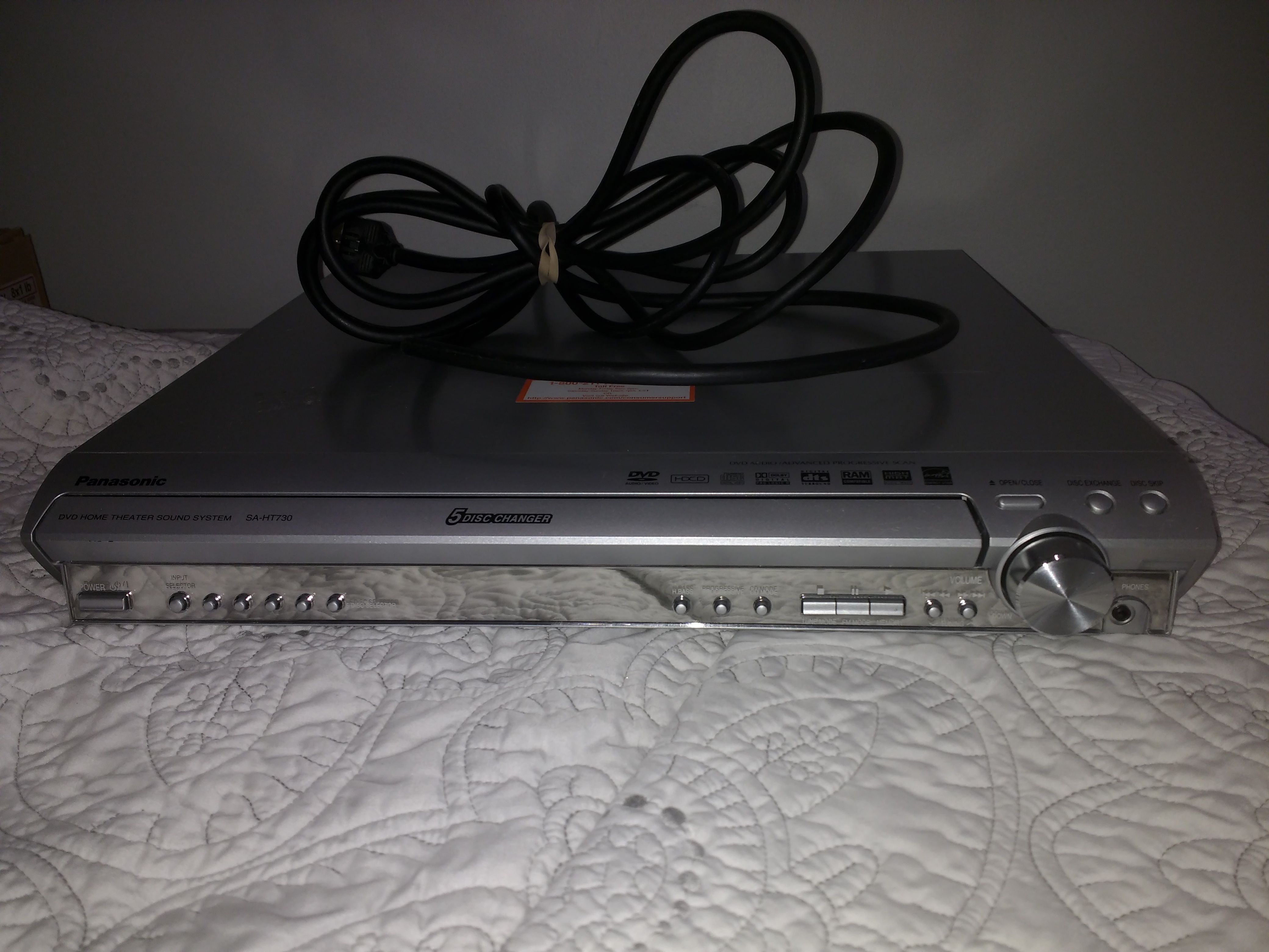 PANASONIC SA-HT730 5.1ch / 800 Watts Home Theater Receiver/5 disc DVD Player