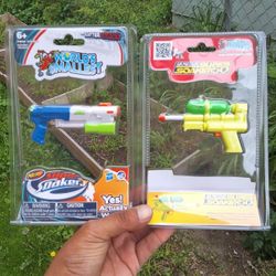 2 Worlds Smallest Nerf Air Pressure Super Soaker 50 Scatter Blast Water Guns Lot