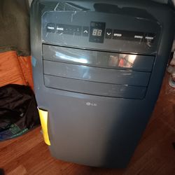 LG  Lp1215gxr  12000 Btu Portable AC