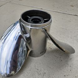 Pair Yamaha Props LH RH 21P