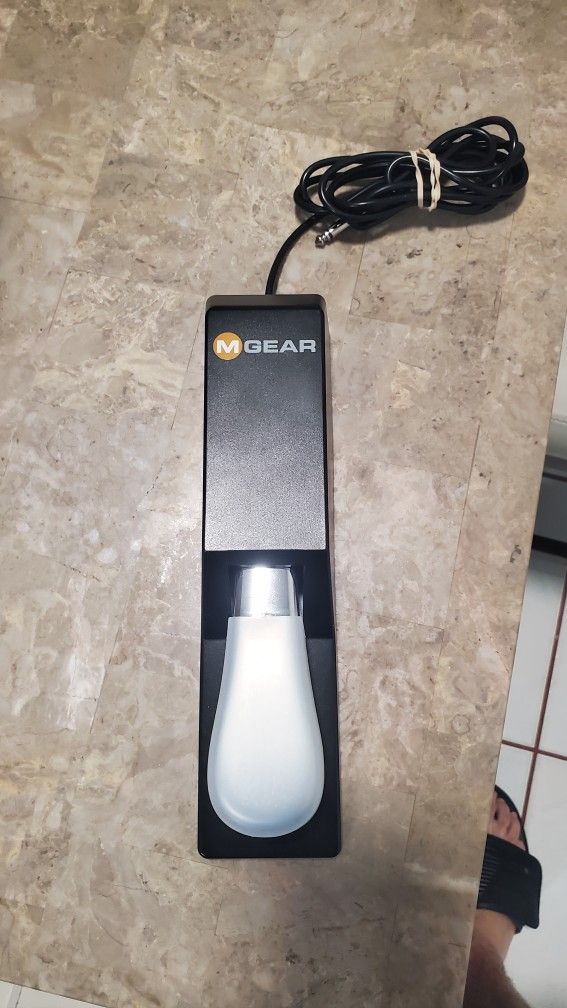 M-Audio SP-2 Professional Piano Style Sustain Pedal