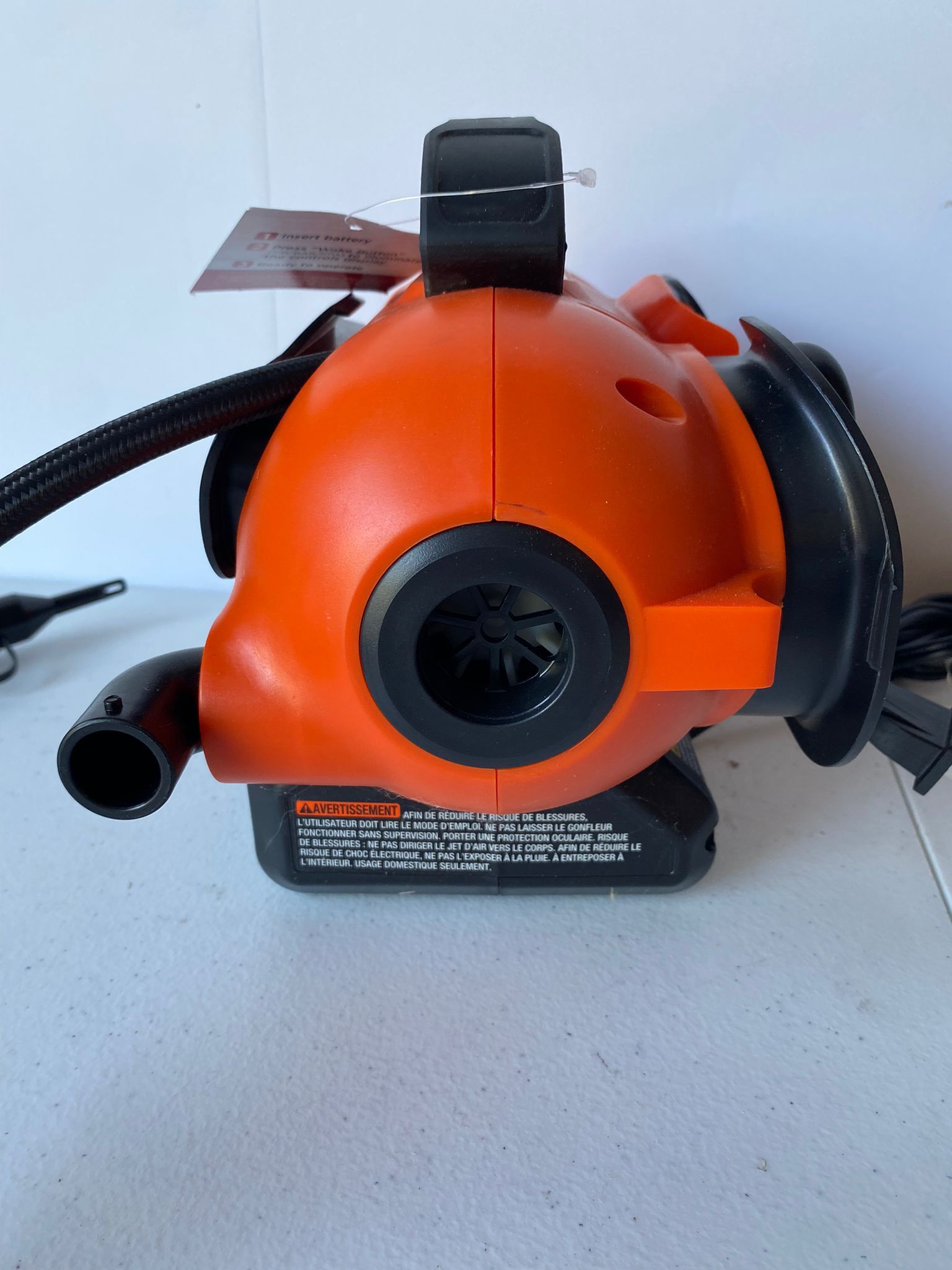 BLACK+DECKER 20V MAX* Cordless Tire Inflator, Cordless & Corded Power #2181