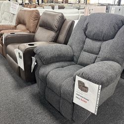 Recliner Chair. 🚚WE DELIVER🚚
