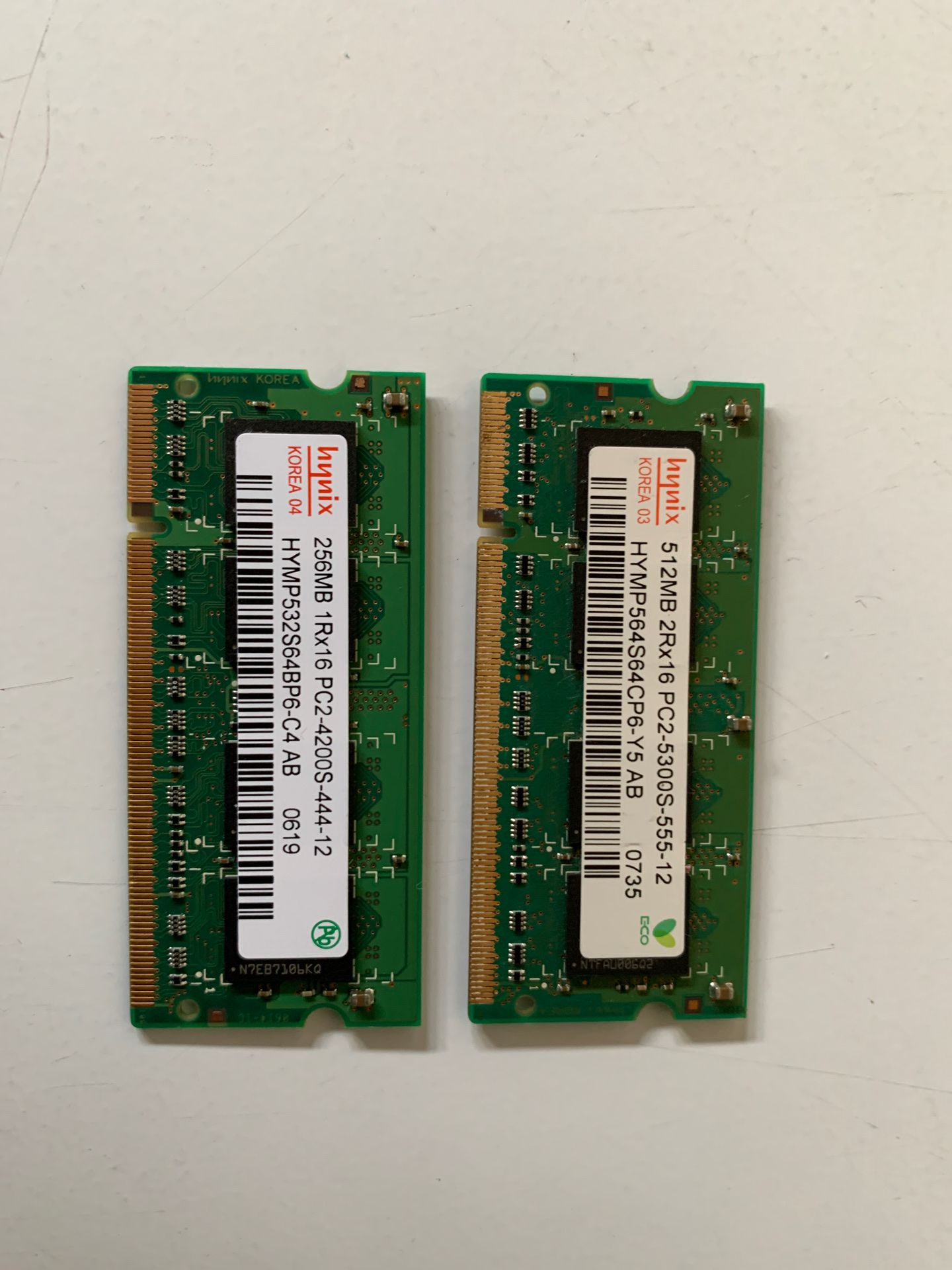 1GB (2x 512 MB PC2) Laptop Memory Ram Stick/ Used/ Working
