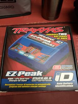 Traxxas EZ Peak dual charger