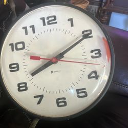 Simplex Hanging Clock