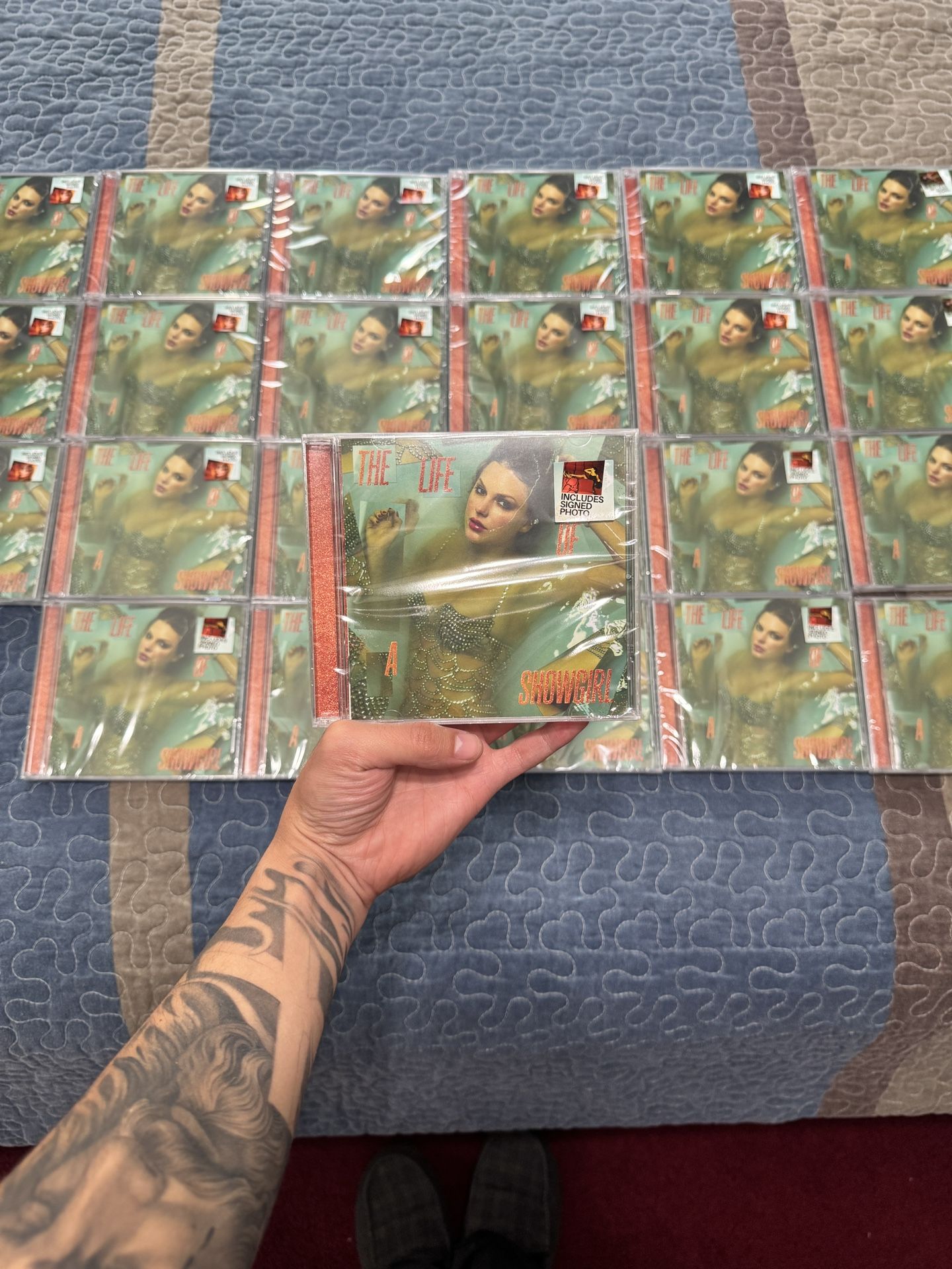 Taylor Swift Life of A Showgirl CD  and hand signed photo