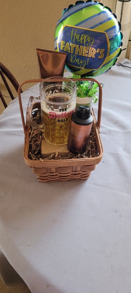 Lillie's Angel Creations Gift Baskets