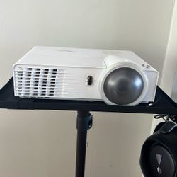 Home Theater Projector 