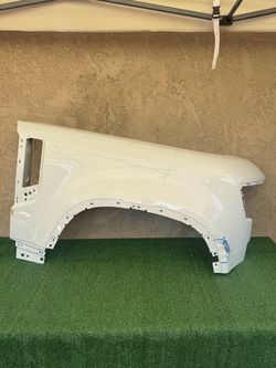 2020-2025 Land Rover Defender Front Right Passenger Fender Panel OEM