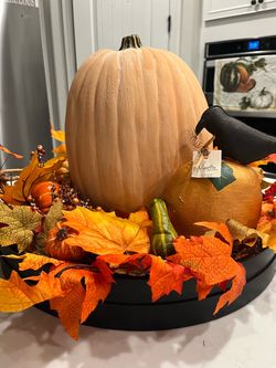 Beautiful wood tray, wreath, pumpkin & crow centerpiece set