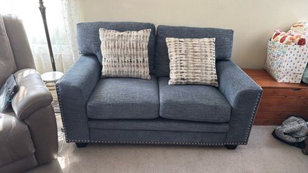 Love seat