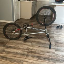 Bit of scratches, but fast not popped