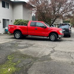 2011 Ford F-150 4x4 Loaded , Automatic  6 Sp / Manual 6 Speed