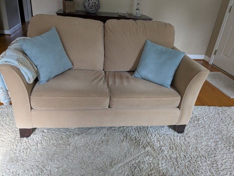Loveseat