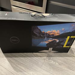 Dell 27 Inch Computer Monitor (U2723QE)