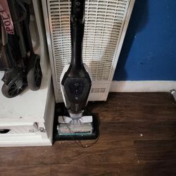 Bissell Cordless Vacum