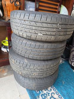 4x100 steelies. Stock wheels