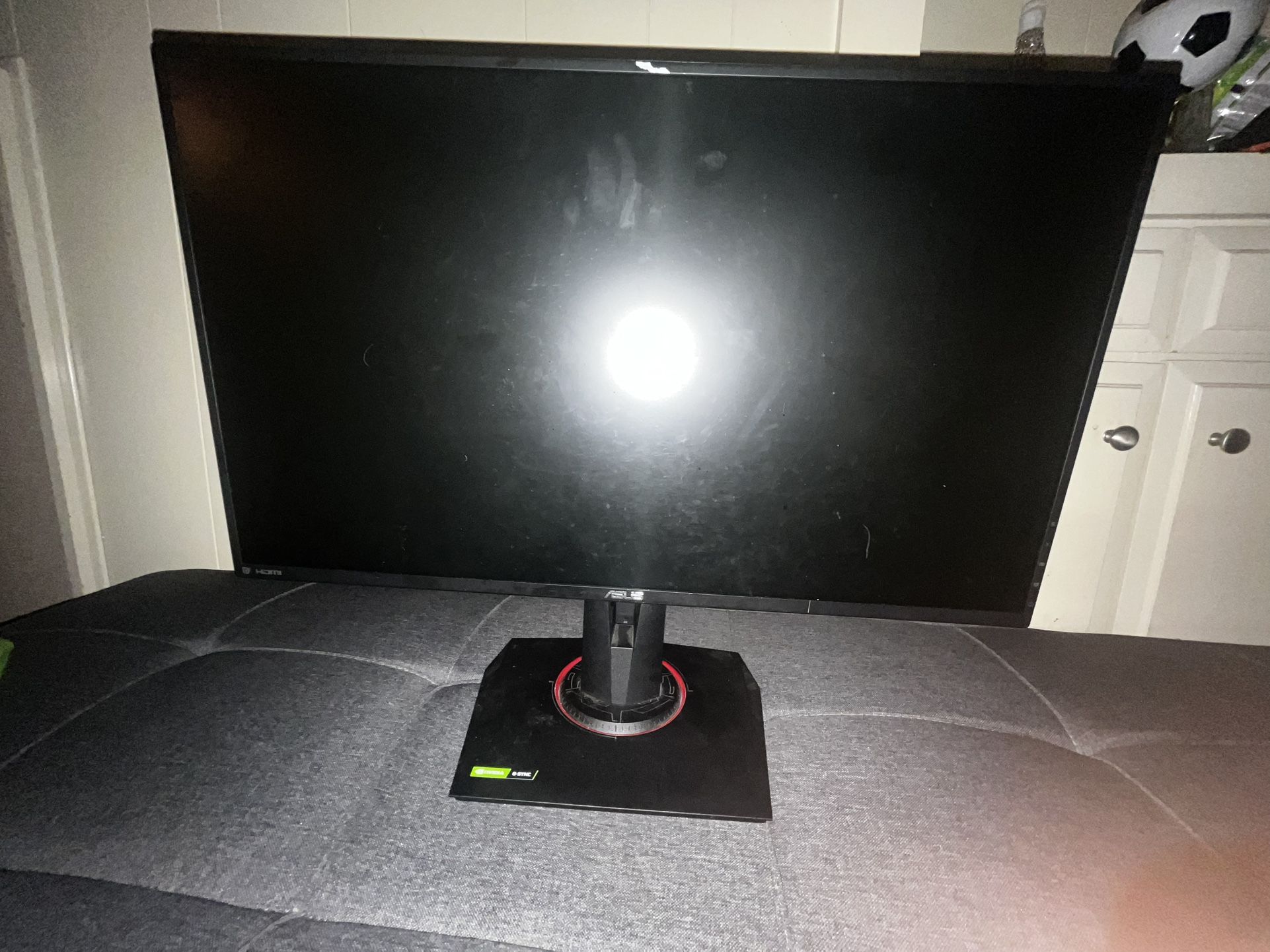 gaming monitor