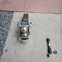 Curt Ball Mount 