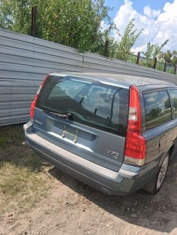 2001 Volvo V70