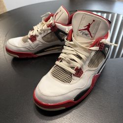 Air Jordan Retro 4 ‘Fire Red’ (2012) - Size 11.5