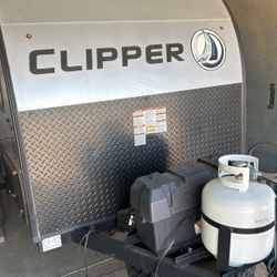 2022 coachman Clipper