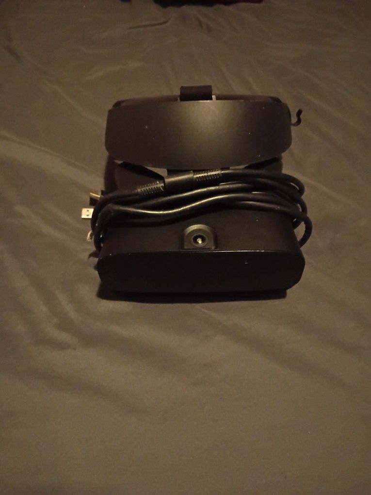 Oculus Rift S Vr Headset Only! For Sale