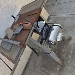 Saw