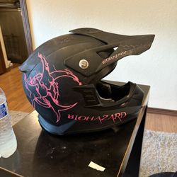 Women’s Medium Biohazard Riding Helmet 