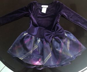 👍🏽👍🏽👍🏽👍🏽MUST GO! dress for any princess! 2t purple with a bow