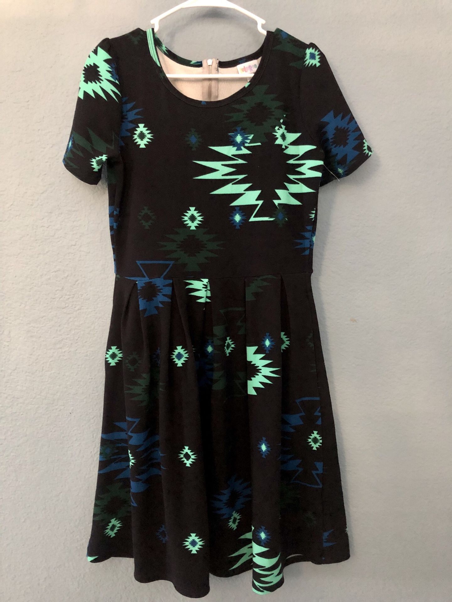 Lularoe Amelia dress