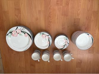 Sango Jolie Dinner Plate Set