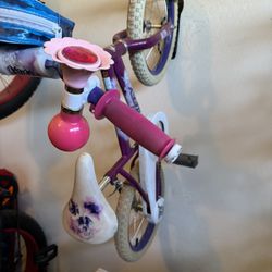  huffy Girl bike 16”  $28