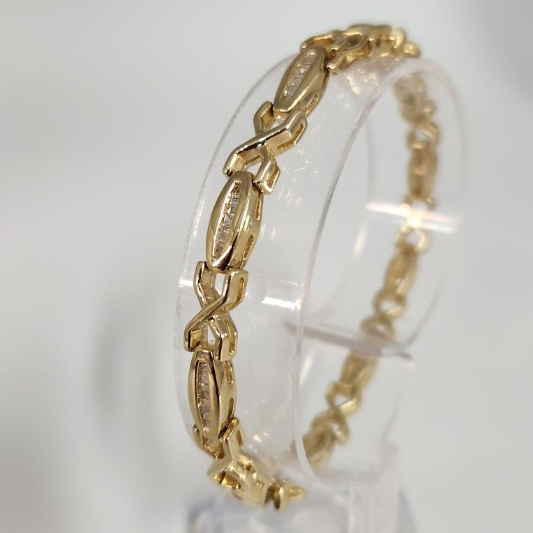 Beautiful 14k Solid Yellow Gold Baguette Diamond Bracelet 7"