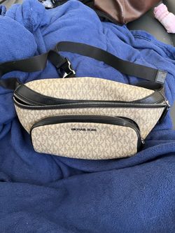 Micheal Kors Fanny Pack