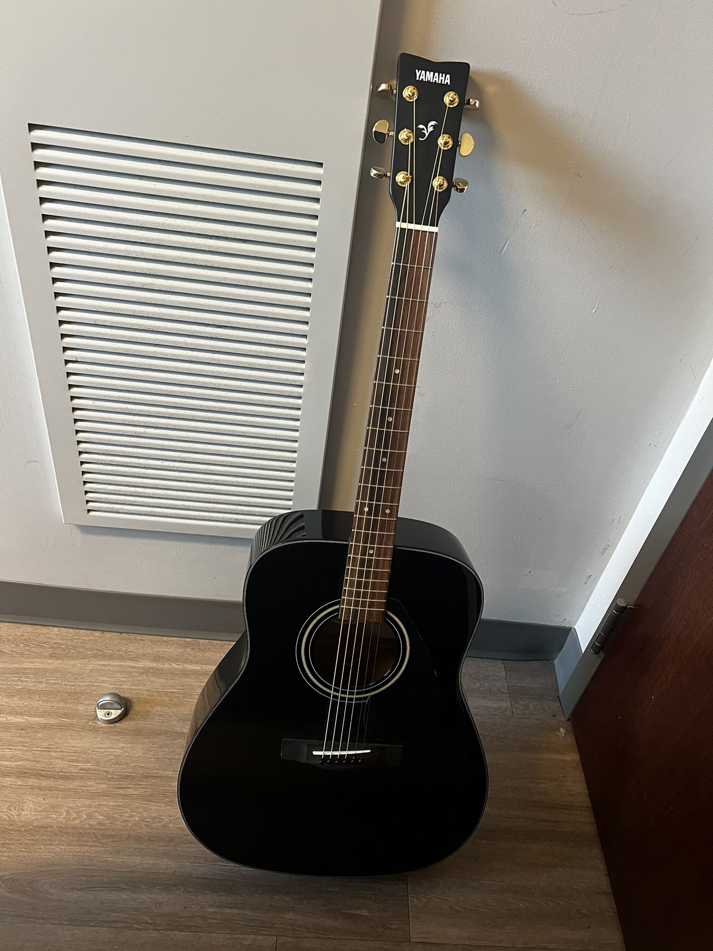 Black Guitar