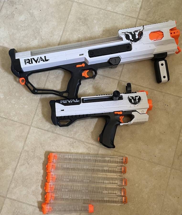 2 NERF RIVAL Guns With Accessories 