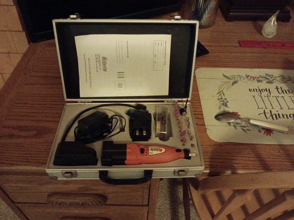 Grizzly Mini Grinder