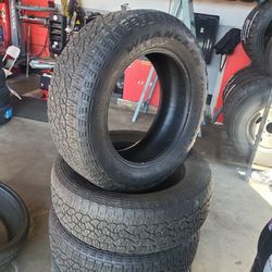 275/60/20 Goodyear Wrangler