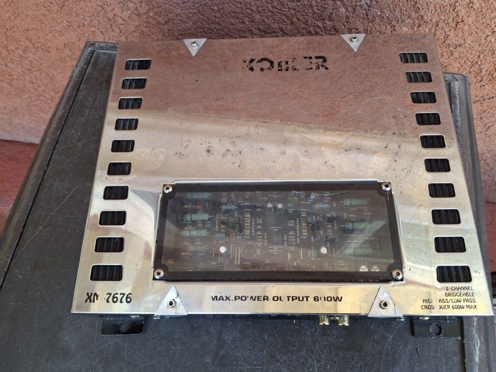 AMPLIFICADOR AMPLIFIER 2 CHANELS GOOD CONDICIÓN ABLO ESPAÑOL 