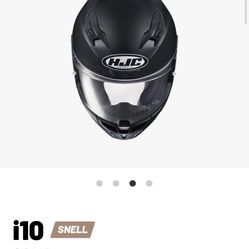 Motorcycle helmet