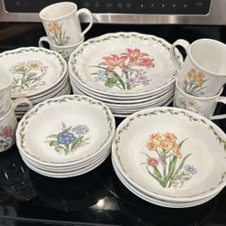 Noritake  Casual Gourmet Dish Set