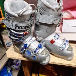 Tecnica Ski Boots Mondo23.5