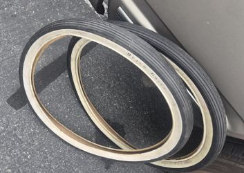 Felt Quick Brick 26 Whitewalls Beach Cruiser