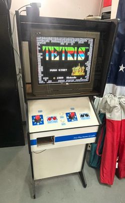 Nintendo NES PRO PLAY Home Arcade Cabinet
