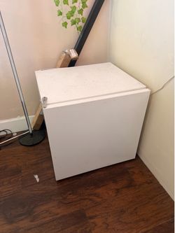 Small refrigerator