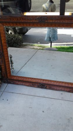 Mirrors galore. Different prices