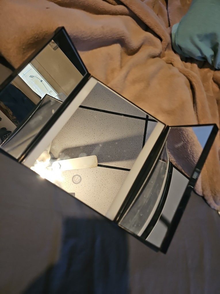 Travel Makeup Mirror