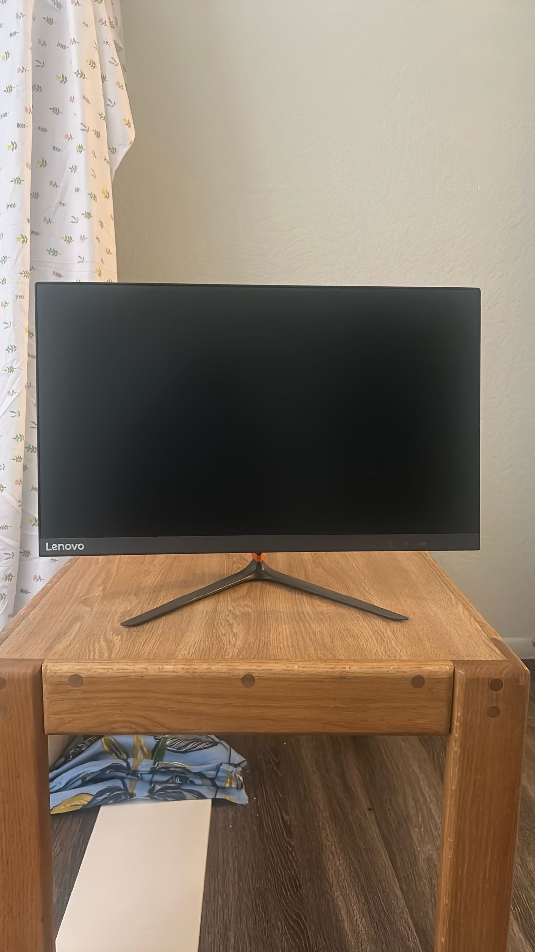 Lenovo Monitor 23"